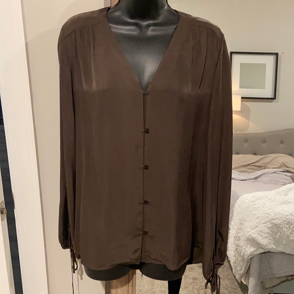 Hugo Boss Women’s Blouse sleeve tie detail Size 4